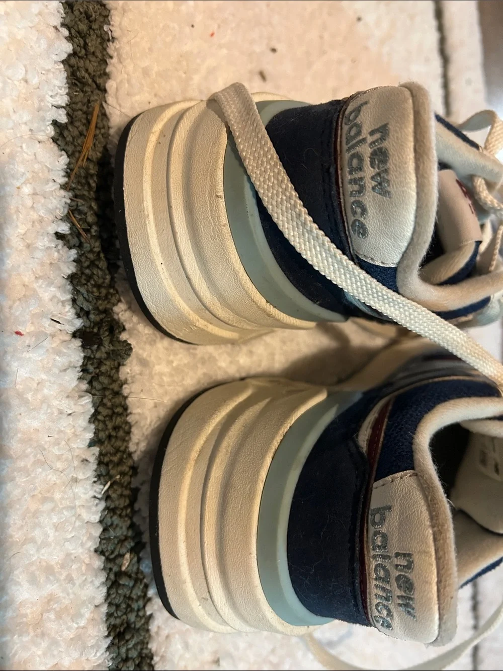 New Balance 997R Kids Size 6 Navy Gray Burgundy Accent Running Sneakers
